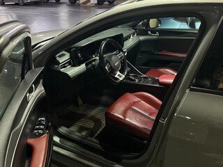 2021 Kia K5 III, серый, 2500000 рублей, вид 5