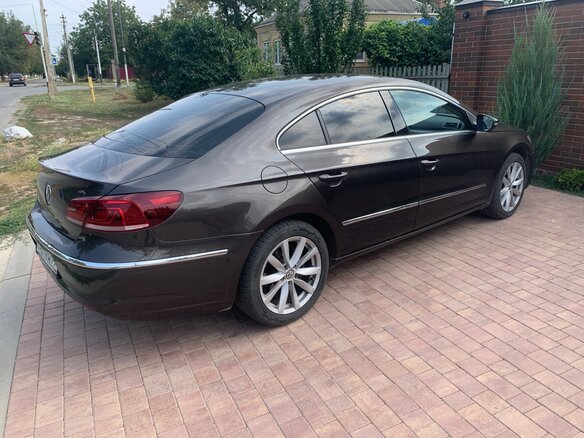2012 Volkswagen Passat CC I Рестайлинг, коричневый, 1250000 рублей - вид 4