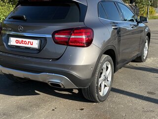 2019 Mercedes-Benz GLA 200 I (X156) Рестайлинг, серый, 2100000 рублей, вид 3