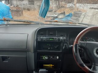 2000 Isuzu Bighorn II, золотистый, 1000000 рублей, вид 5
