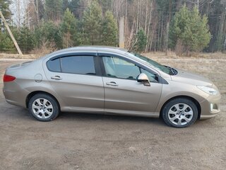 2013 Peugeot 408 I, бежевый, 615000 рублей, вид 3