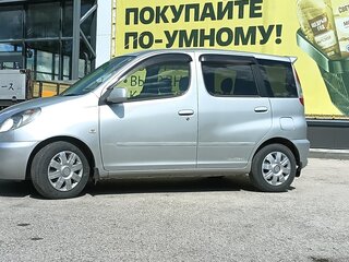 2001 Toyota FunCargo, серый, 365000 рублей, вид 2