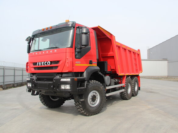 2021 IVECO-АМТ 6339, красный