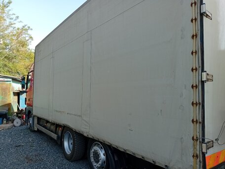 2008 Mercedes-Benz Actros, красный, 4000000 рублей, вид 2