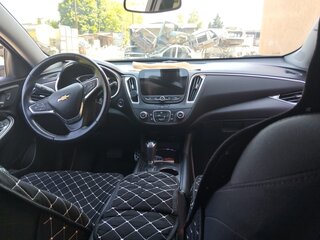 2016 Chevrolet Malibu IX, серебристый, 1500000 рублей, вид 4