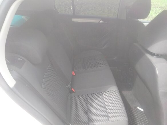2011 Volkswagen Golf VI, белый, 425000 рублей - вид 10