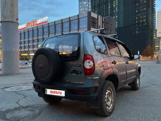 2011 Chevrolet Niva I Рестайлинг, серый, 650000 рублей, вид 5