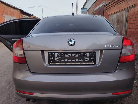 2012 Skoda Octavia II (A5) Рестайлинг, бежевый, 1000000 рублей - вид 2