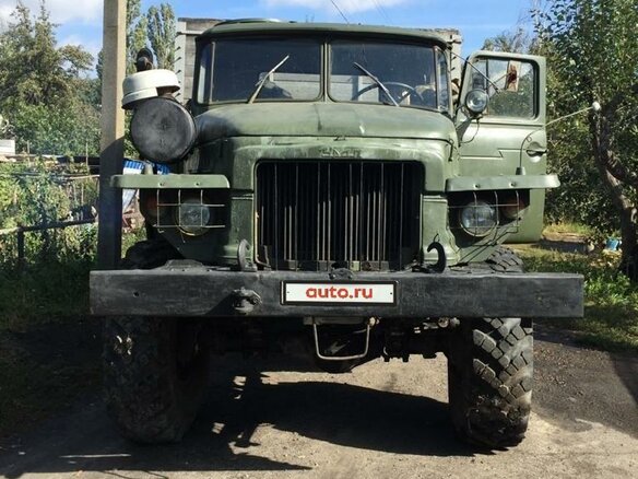 1969 Урал 375, зелёный