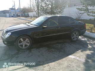 2003 Mercedes-Benz E-Класс 320 III (W211, S211), чёрный, 690000 рублей, вид 4