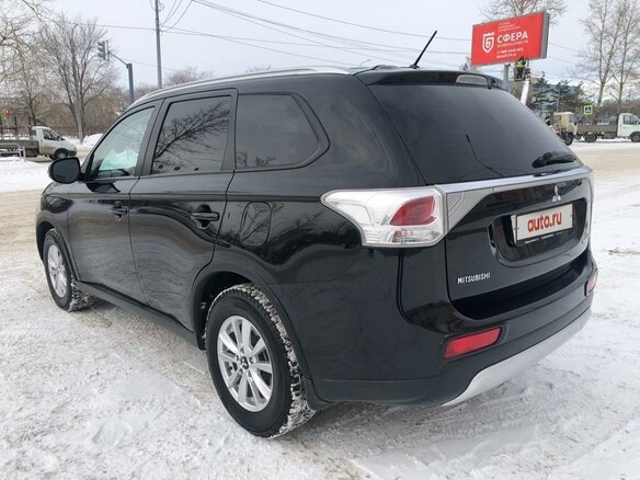 2014 Mitsubishi Outlander III Рестайлинг, чёрный - вид 8