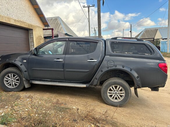 2011 Mitsubishi L200 IV, серый, 1200000 рублей - вид 16