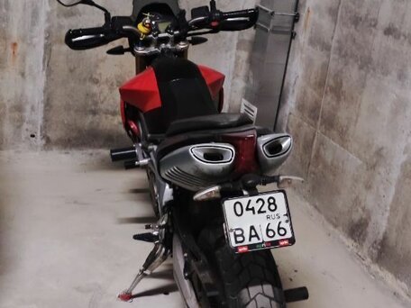 2008 Aprilia Dorsoduro 750, красный, 450000 рублей, вид 3