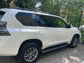 2016 Toyota Land Cruiser Prado 150 Series Рестайлинг 1, белый, 4400000 рублей, вид 3