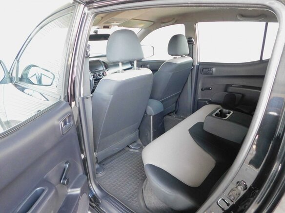 2014 Mitsubishi L200 IV, чёрный - вид 16
