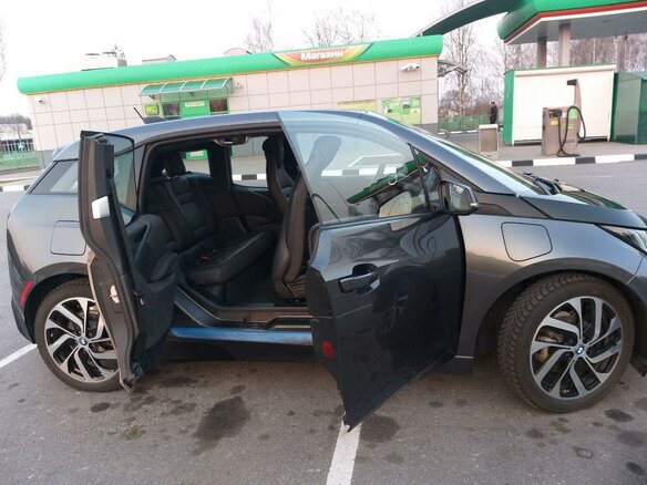2016 BMW i3 60Ah I (I01), чёрный, 1590000 рублей - вид 10