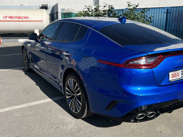 2018 Kia Stinger I, синий, 2100000 рублей - вид 8