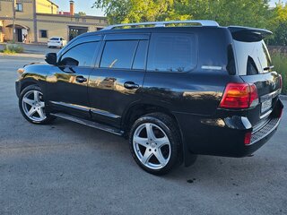 2011 Toyota Land Cruiser 200 Series, чёрный, 2400000 рублей, вид 4