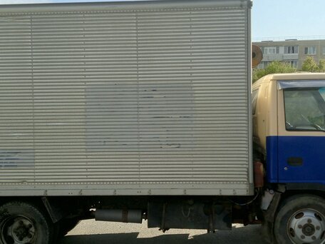 1995 Isuzu Elf (N-series), бежевый, 500000 рублей, вид 3