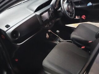 2019 Toyota Vitz III (XP130) Рестайлинг 2, серый, 1000000 рублей, вид 5