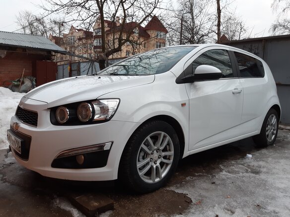 2013 Chevrolet Aveo II, белый - вид 18