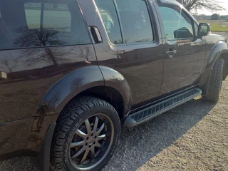 2012 Nissan Pathfinder III Рестайлинг, фиолетовый, 2100000 рублей, вид 1