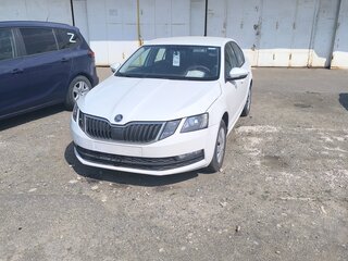 2019 Skoda Octavia III (A7) Рестайлинг, белый, 1180000 рублей, вид 2
