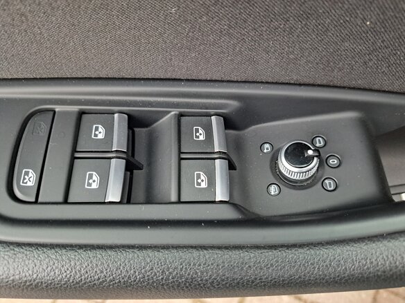 2021 Audi A4 30 TDI V (B9) Рестайлинг, чёрный, 2998000 рублей - вид 26