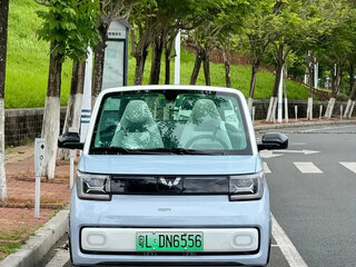 2023 Wuling Mini EV 26.5 kWh II, голубой, 1300000 рублей, вид 2