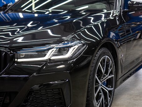 2020 BMW 5 серии 530d xDrive VII (G30/G31/G38) Рестайлинг, чёрный, 5000000 рублей, вид 1