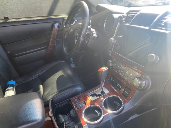 2013 Toyota Highlander II (XU40) Рестайлинг, чёрный, 2500000 рублей - вид 4
