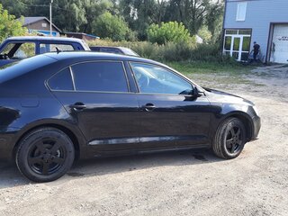 2015 Volkswagen Jetta VI Рестайлинг, чёрный, 900000 рублей, вид 2