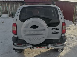 2005 Chevrolet Niva I, серебристый, 420000 рублей, вид 3