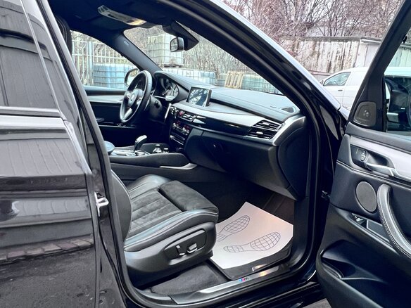 2018 BMW X6 30d II (F16), чёрный, 6100000 рублей - вид 23