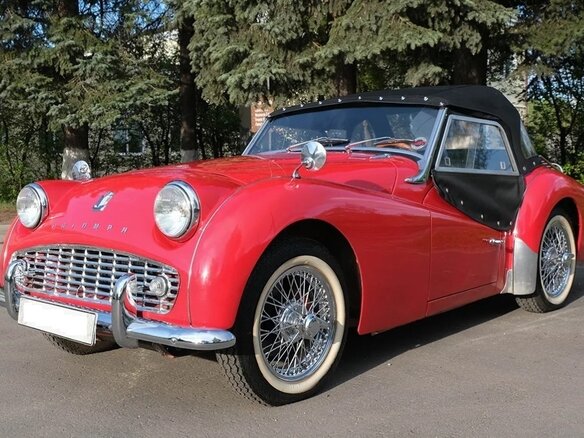 1962 Triumph TR3 I(A), красный