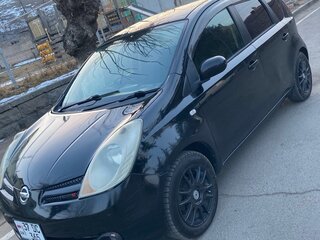 2005 Nissan Note I, чёрный, 270000 рублей, вид 1