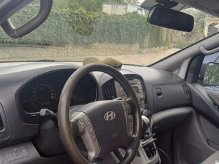 2011 Hyundai Grand Starex I, серый, 1500000 рублей, вид 2