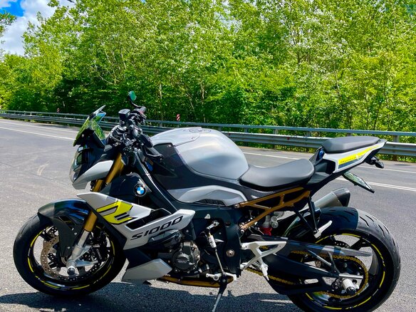 2021 BMW S 1000 R, серый, 1750000 рублей