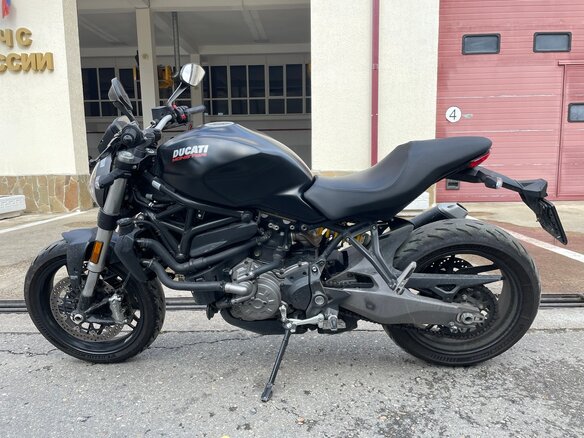 2019 Ducati Monster 821, чёрный, 950000 рублей - вид 6