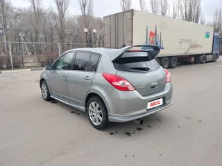 2011 Nissan Tiida I Рестайлинг, серый, 800000 рублей, вид 3