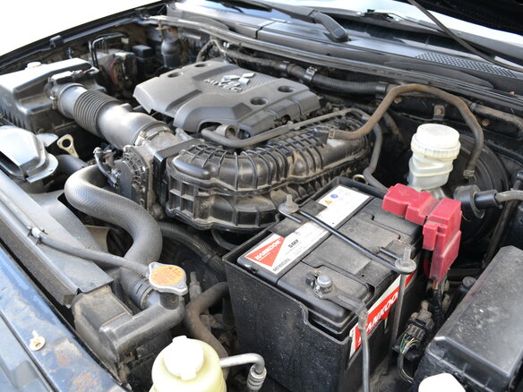 2010 Mitsubishi Pajero Sport II, чёрный - вид 13
