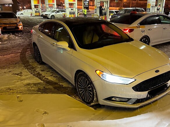 2018 Ford Fusion (North America) II Рестайлинг, белый - вид 1