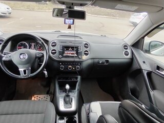 2015 Volkswagen Tiguan I Рестайлинг, серебристый, 1800000 рублей, вид 5