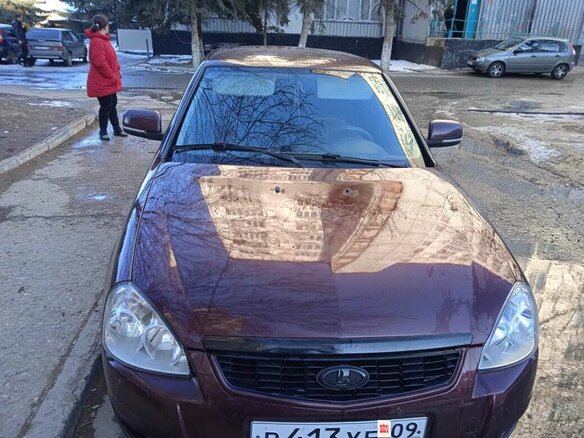 2009 Lada (ВАЗ) Priora I, пурпурный, 420000 рублей