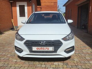 2019 Hyundai Solaris II, белый, 960000 рублей, вид 3