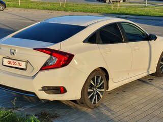 2019 Honda Civic X, белый, 1600000 рублей, вид 3