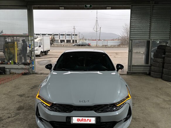 2021 Kia K5 III, серебристый, 2200000 рублей