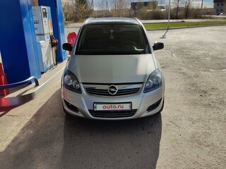 2013 Opel Zafira B Рестайлинг, серебристый, 1196000 рублей, вид 4