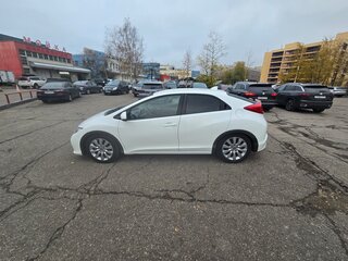 2012 Honda Civic IX, белый, 1090000 рублей, вид 2