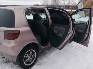 1999 Toyota Vitz I (P10), розовый, 300000 рублей, вид 5